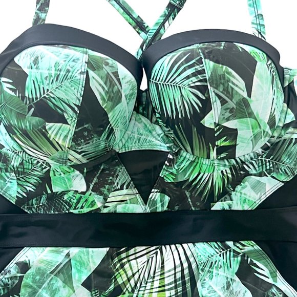 ๐ Plus Size 0X,1X,2X,3X TORRID VIXEN SWIMSUIT PALM PRINT UNDERWIRE PUSH UP - Picture 4 of 5